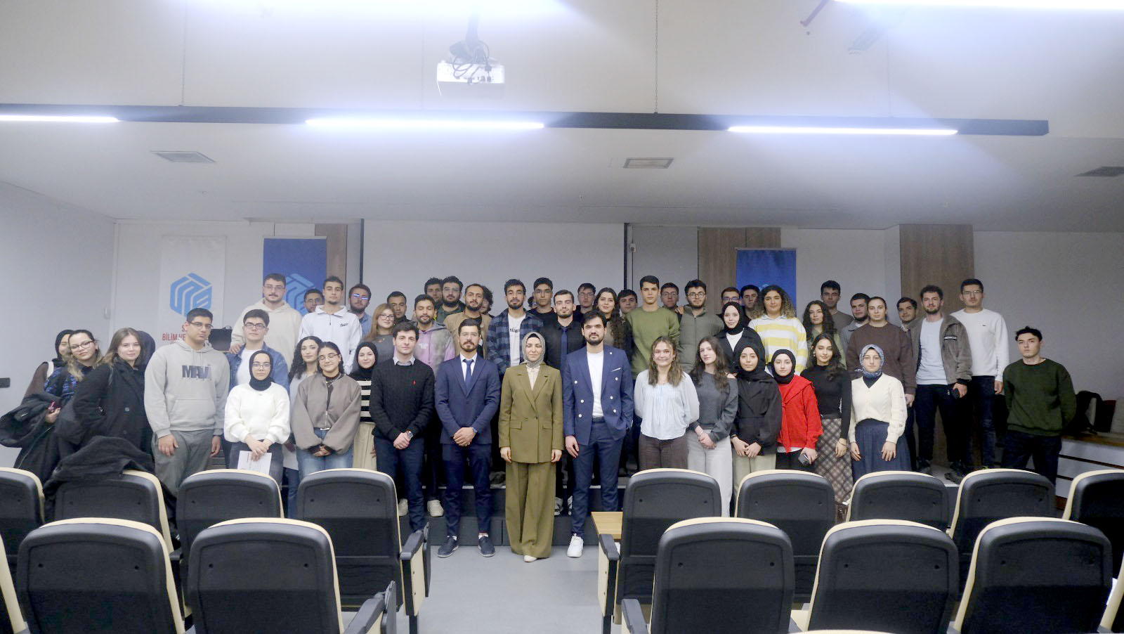 Bridge to English Topluluğu İlk Speaking Club Etkinliğinı Düzenledi 