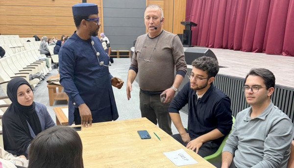 Hazırlık Sınıfı Öğrencilerine Yönelik “Dijital Bağımlılık” Semineri ve Atölye Çalışmaları Gerçekleştirildi